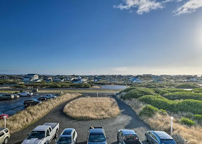'Eagles View' Condo In Ocean Shores W/ 3 Balconies